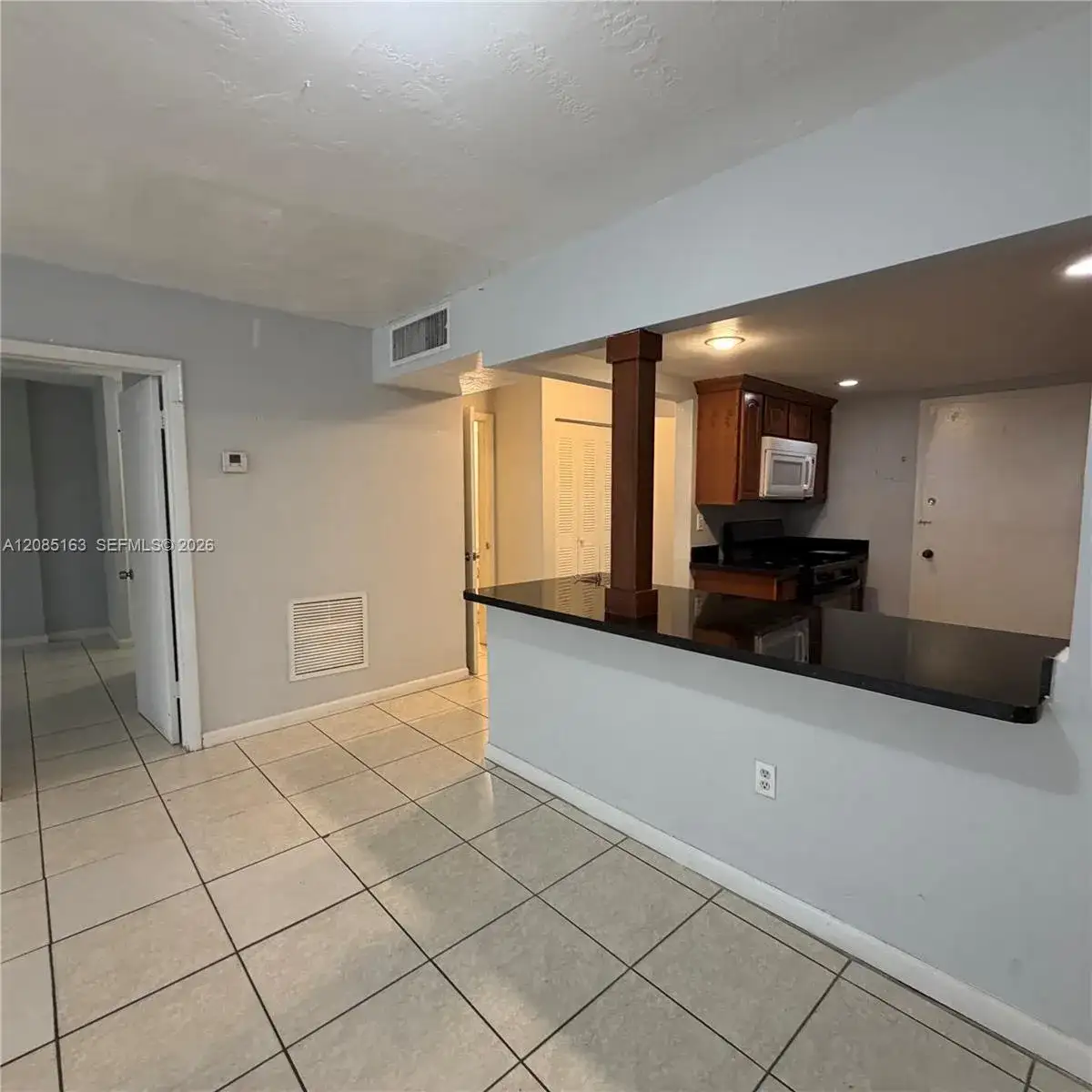 2175 NE 170th St # 307, North Miami Beach FL 33162 photo 4