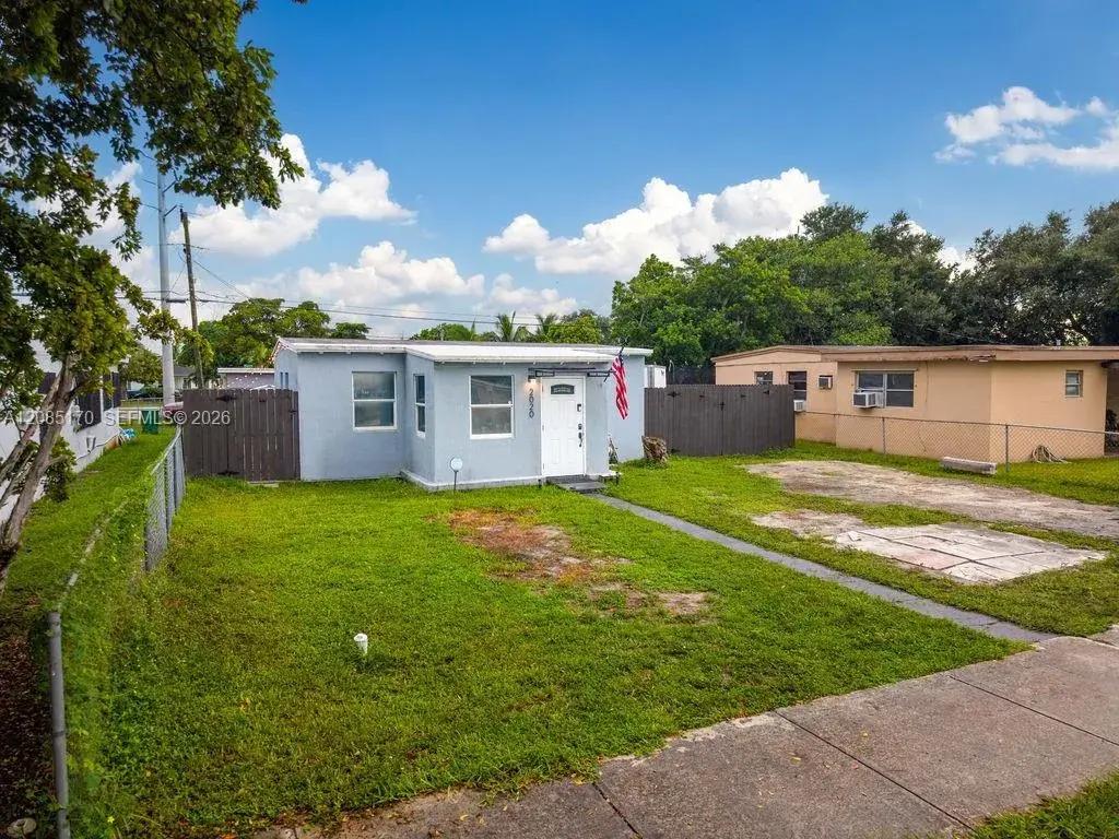 2020 Rutland St, Opa-Locka FL 33054