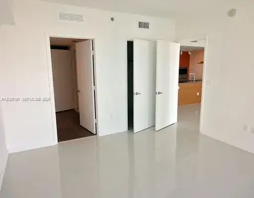 485 Brickell Ave # 2303, Miami FL 33131 photo 5
