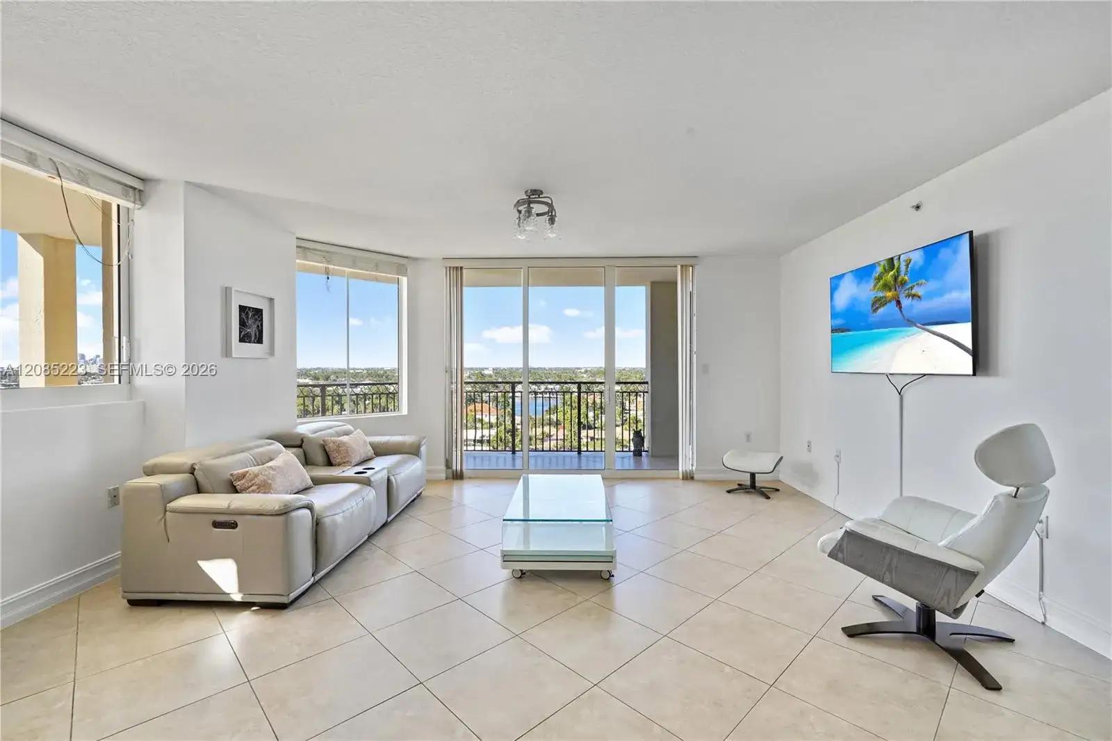 2001 N Ocean Blvd, Fort Lauderdale FL 33305