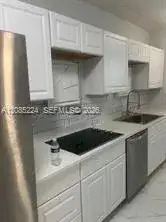 636 Meridian Ave # 4, Miami Beach FL 33139 photo 3