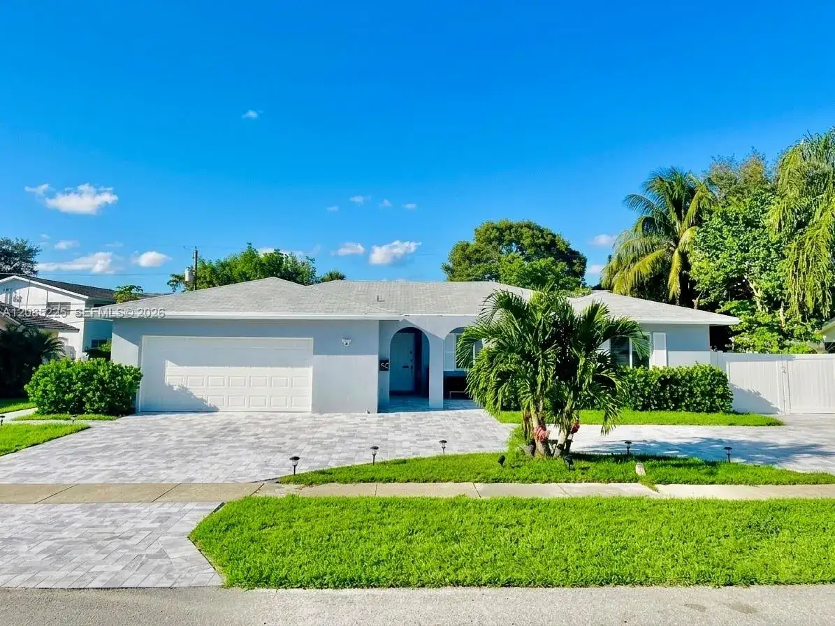 1545 NW 11th St, Boca Raton FL 33486 photo 2