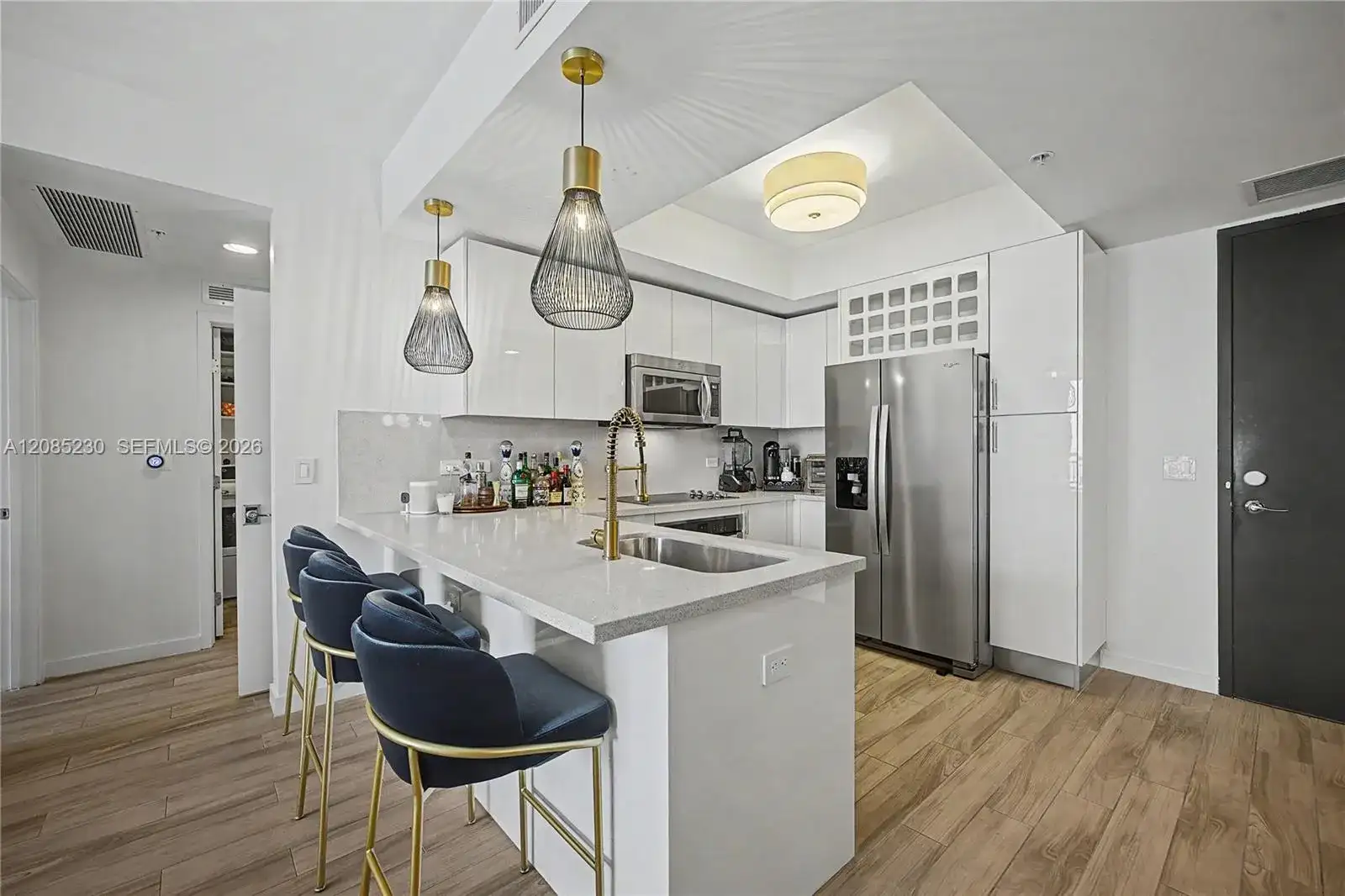 999 SW 1st Ave # 2407, Miami FL 33130 photo 3