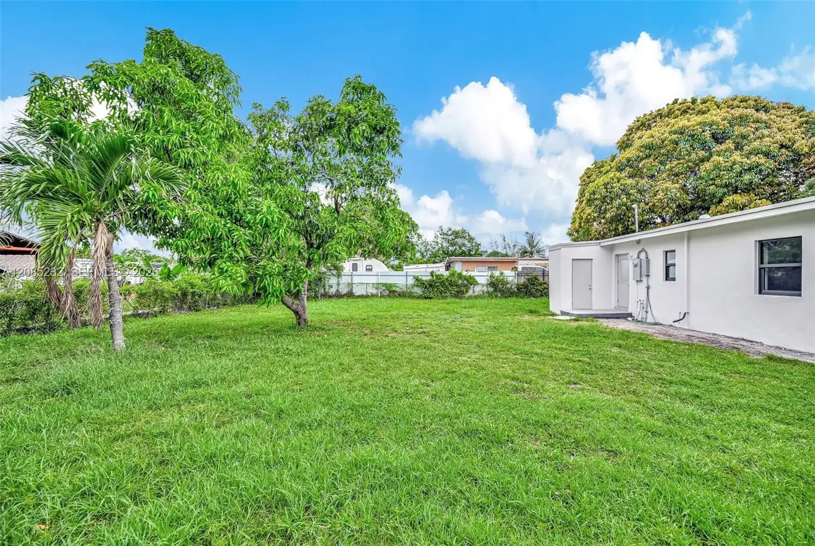 16410 NW 22nd Ct, Miami Gardens FL 33054 photo 3