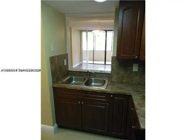 8335 SW 152 AV # 308, Miami FL 33193 photo 3