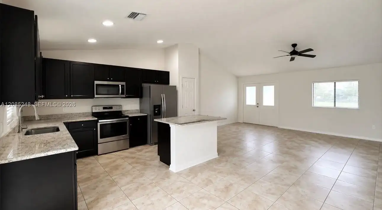 2208 NW 42ND PL, Cape Coral FL 33993 photo 5