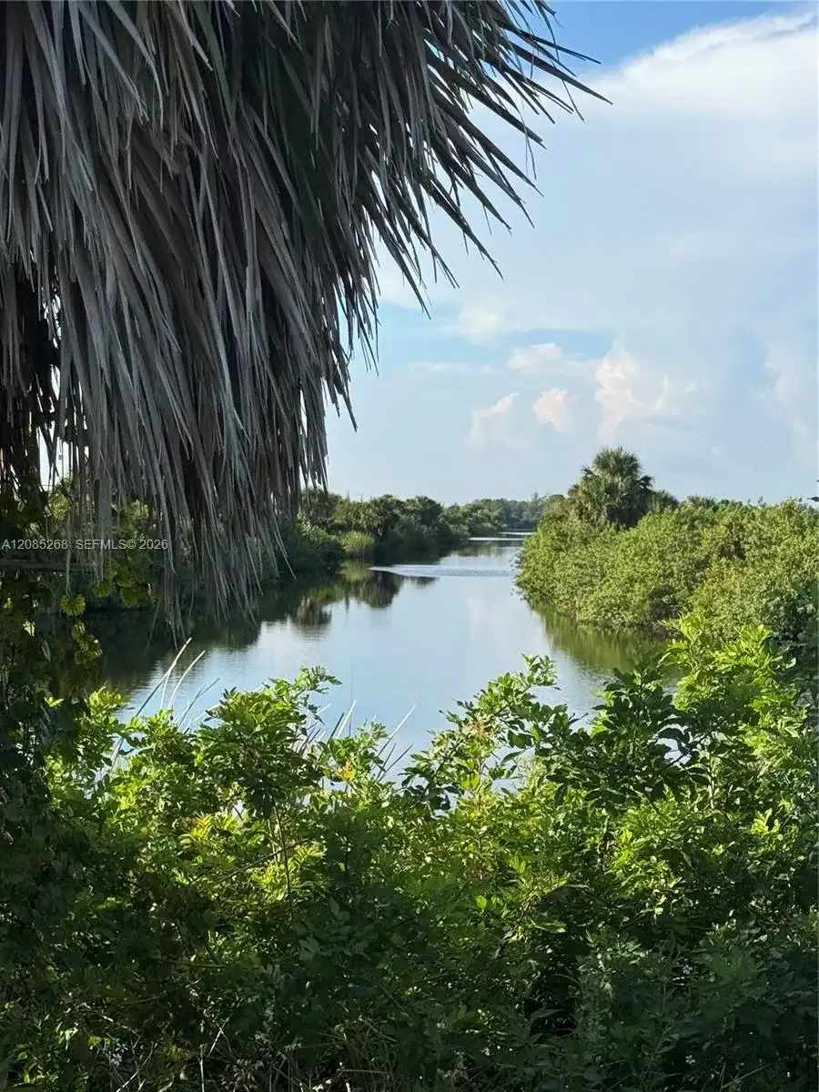 3714 nw 41st Ln, Other City - In The State Of Florida FL 33993