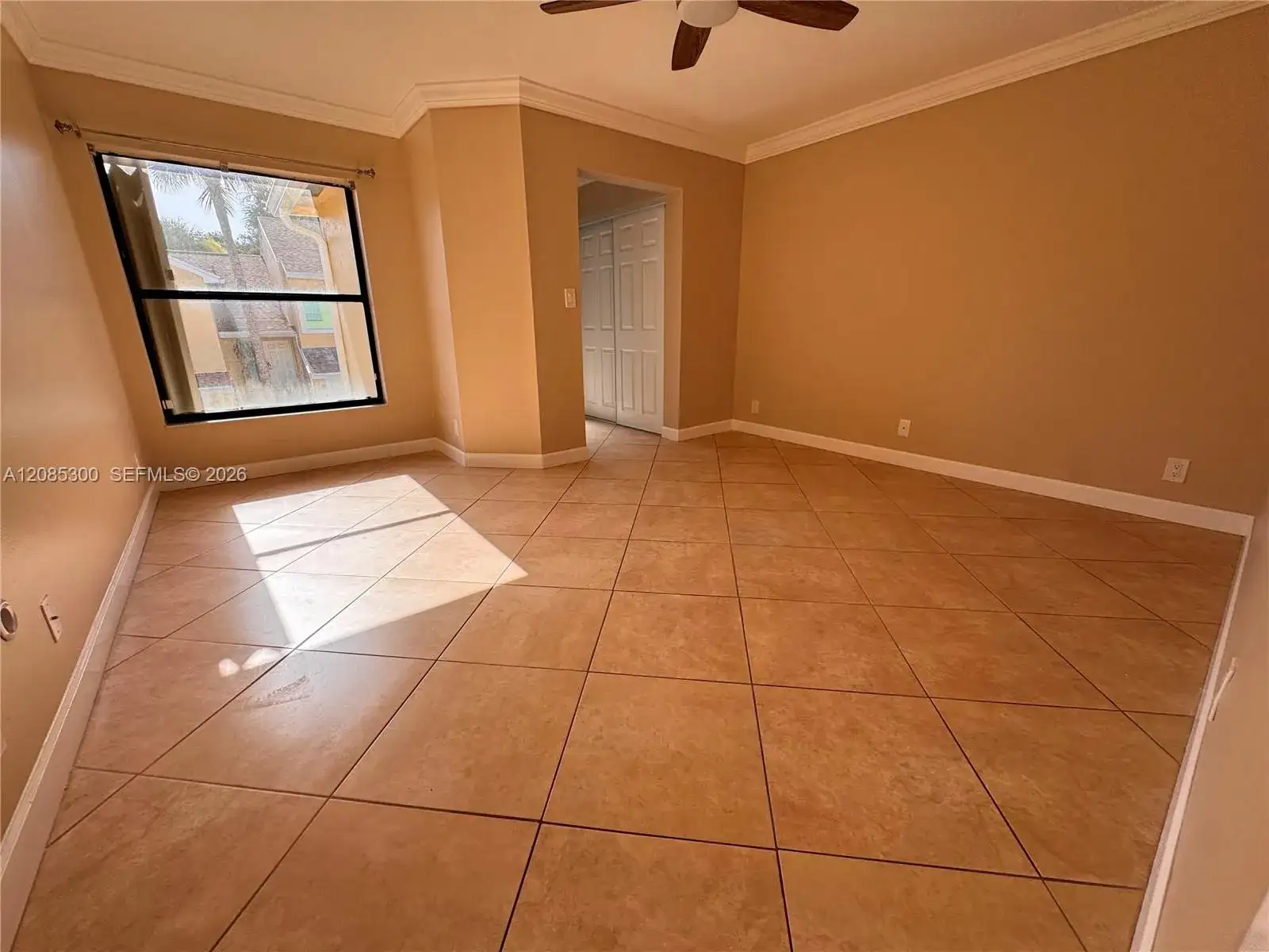 211 SW 95th Ter # 202, Pembroke Pines FL 33025 photo 4