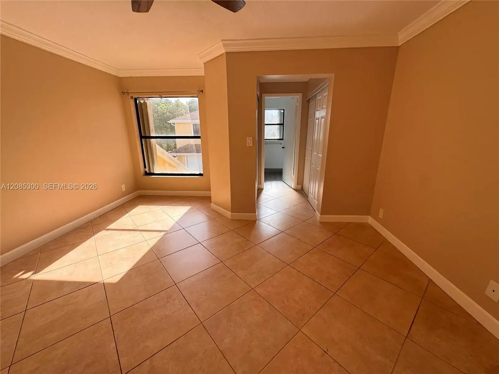 211 SW 95th Ter # 202, Pembroke Pines FL 33025 photo 5
