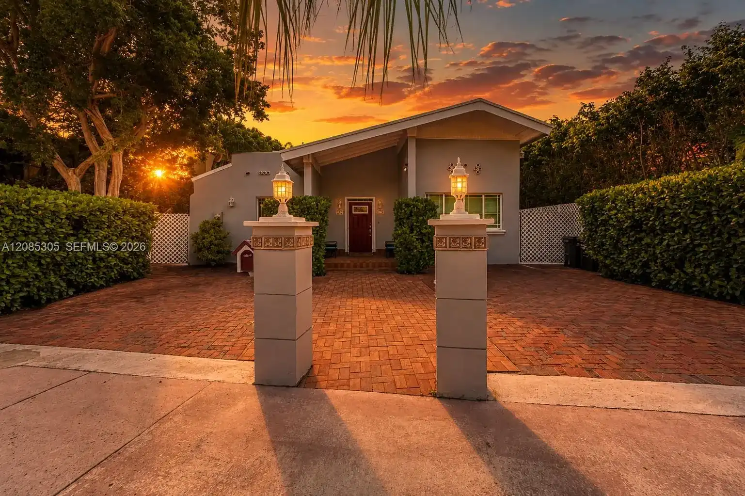 3719 Sheridan Ave, Miami Beach FL 33140