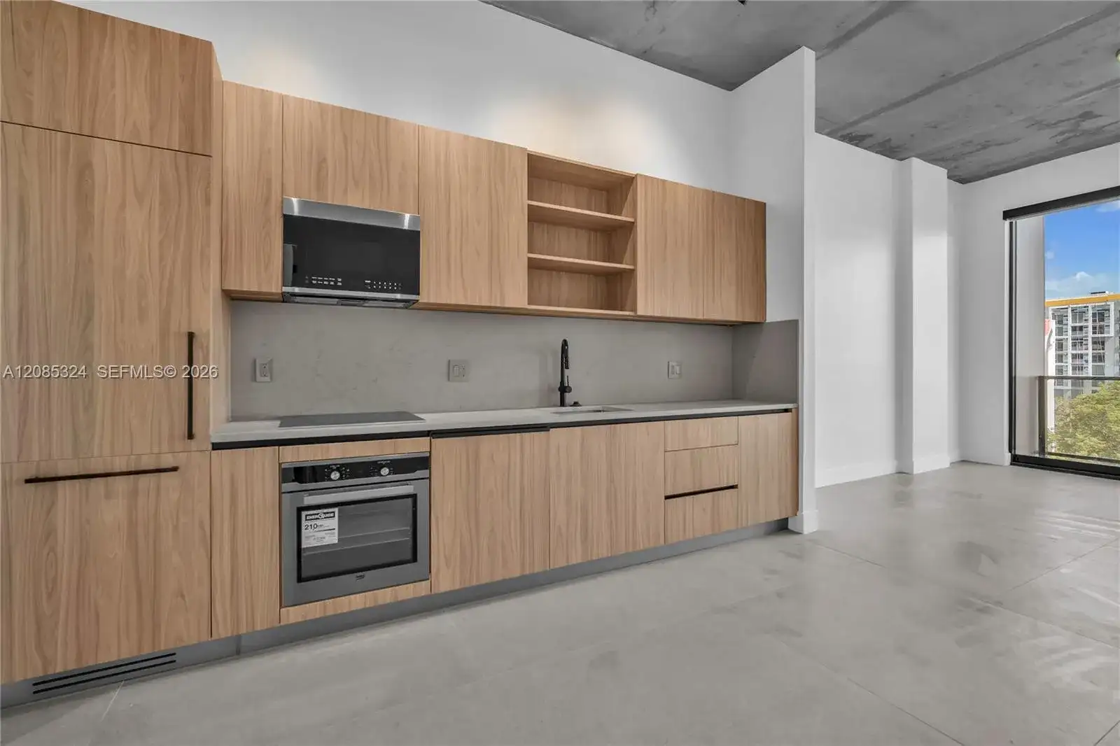 91 NW 27th St # 201, Miami FL 33127 photo 4