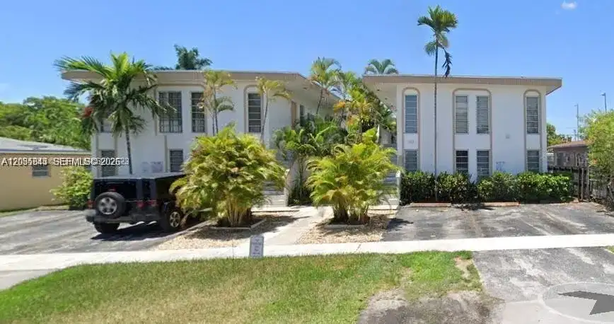 1610 Liberty St # 5, Hollywood FL 33020