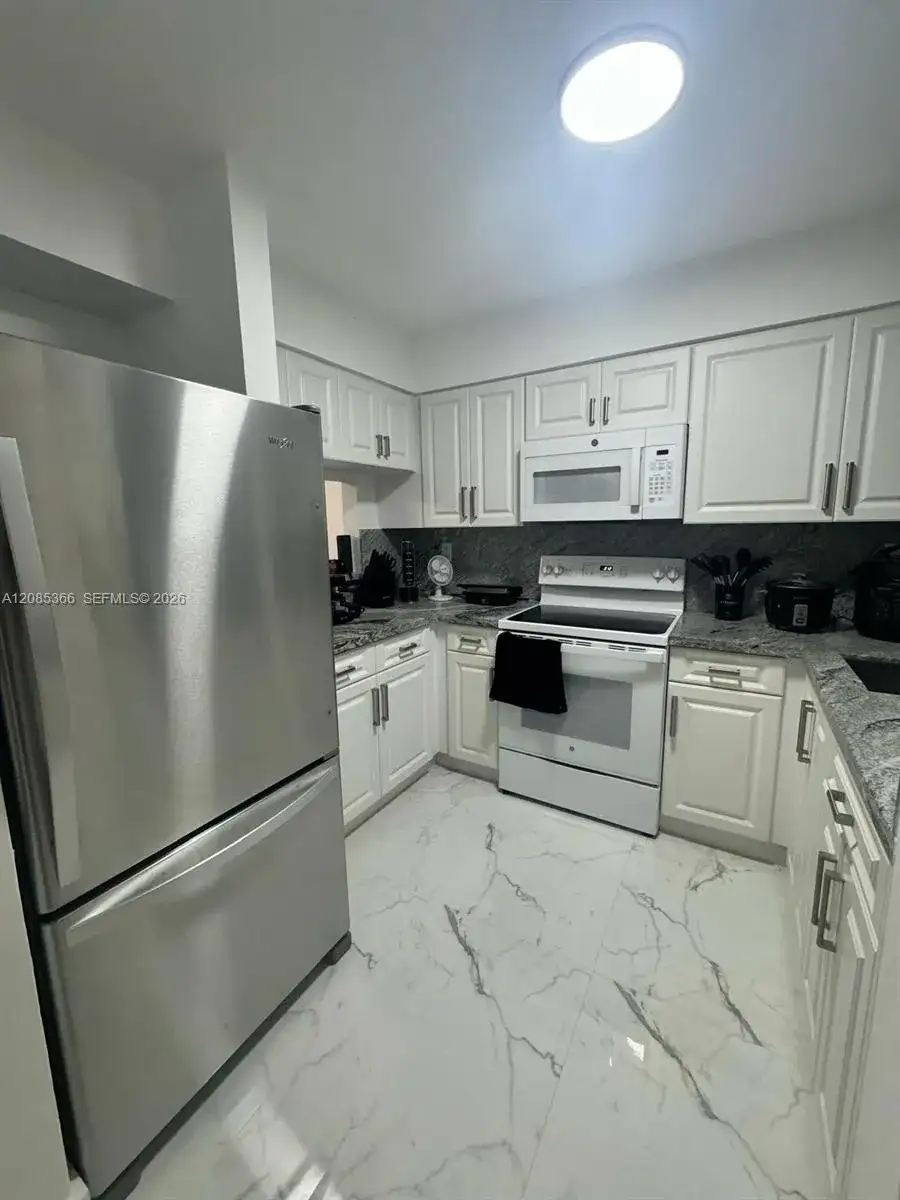 14951 SW 82nd Ln # 305, Miami FL 33193 photo 3