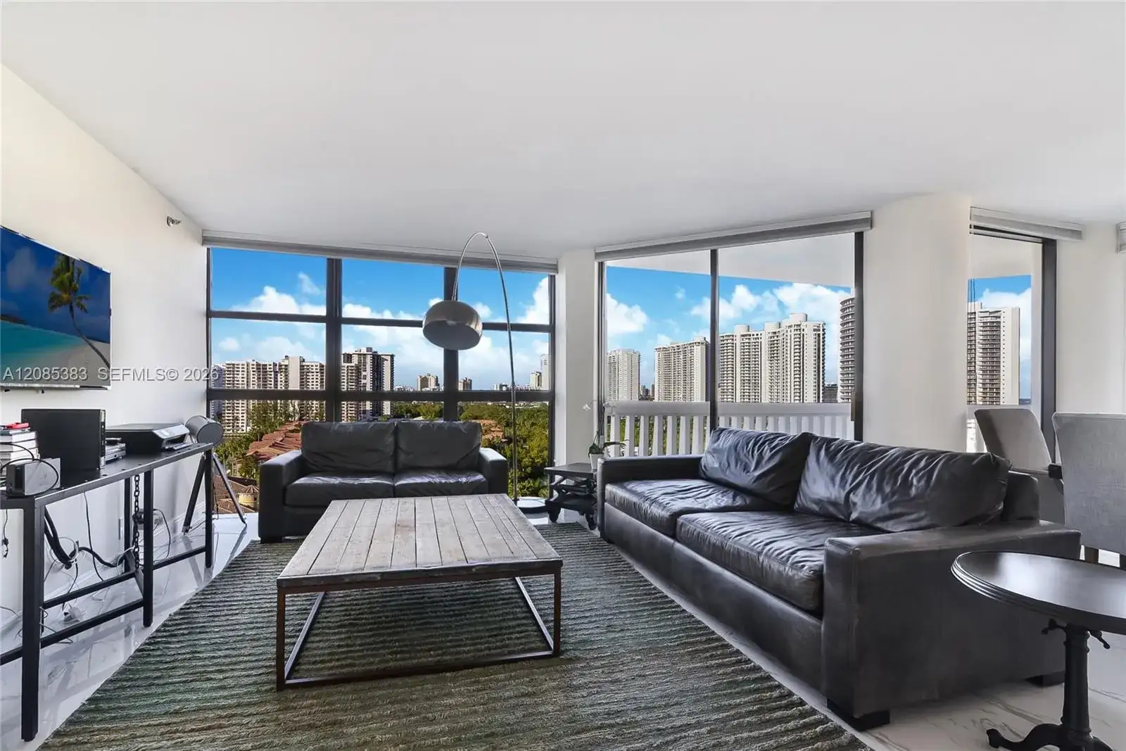 1000 W Island Blvd # 1404, Aventura FL 33160 photo 3