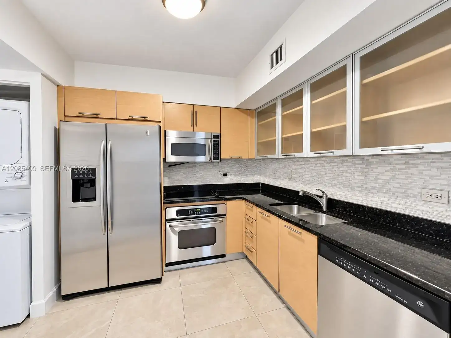 31 SE 5th St # 2808, Miami FL 33131 photo 2