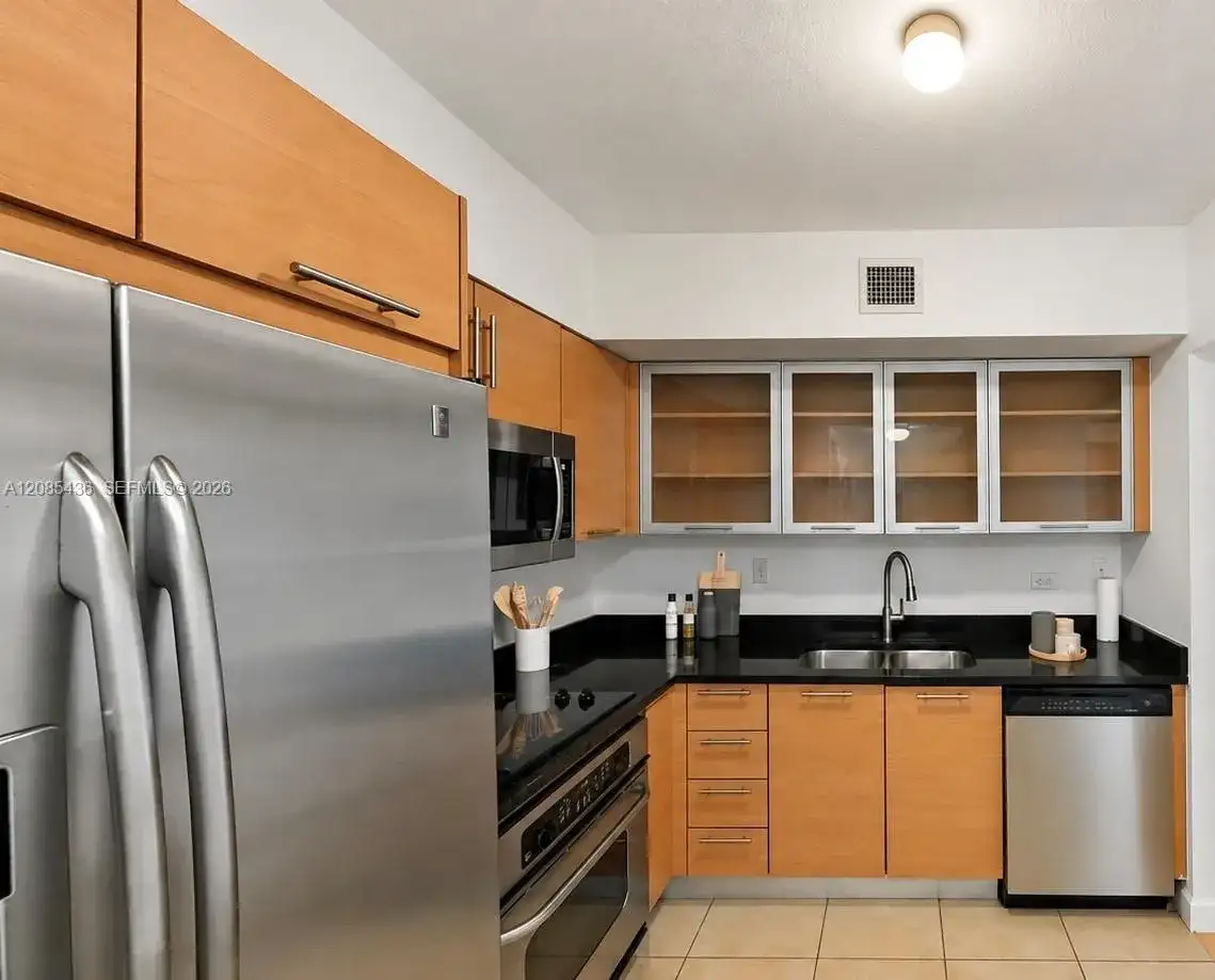 31 SE 5th St # 2808, Miami FL 33131 photo 4