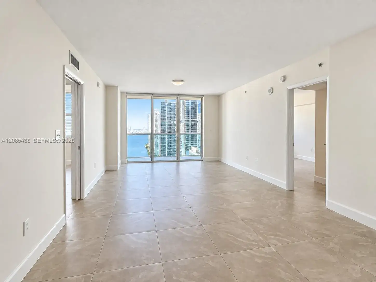 31 SE 5th St # 2808, Miami FL 33131 photo 5