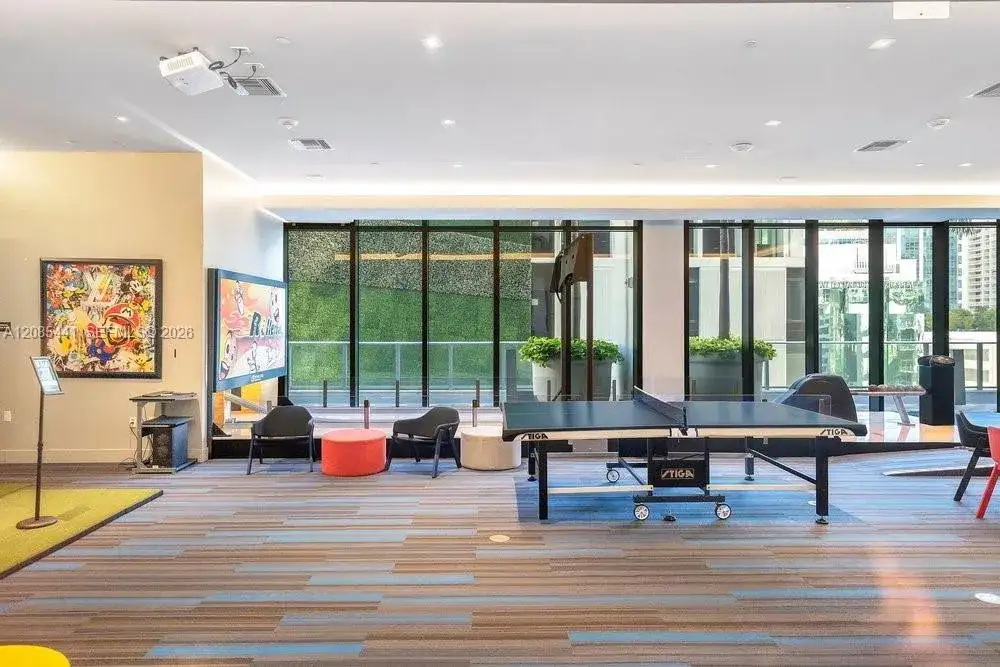 1010 Brickell Ave # 1810, Miami FL 33131 photo 4