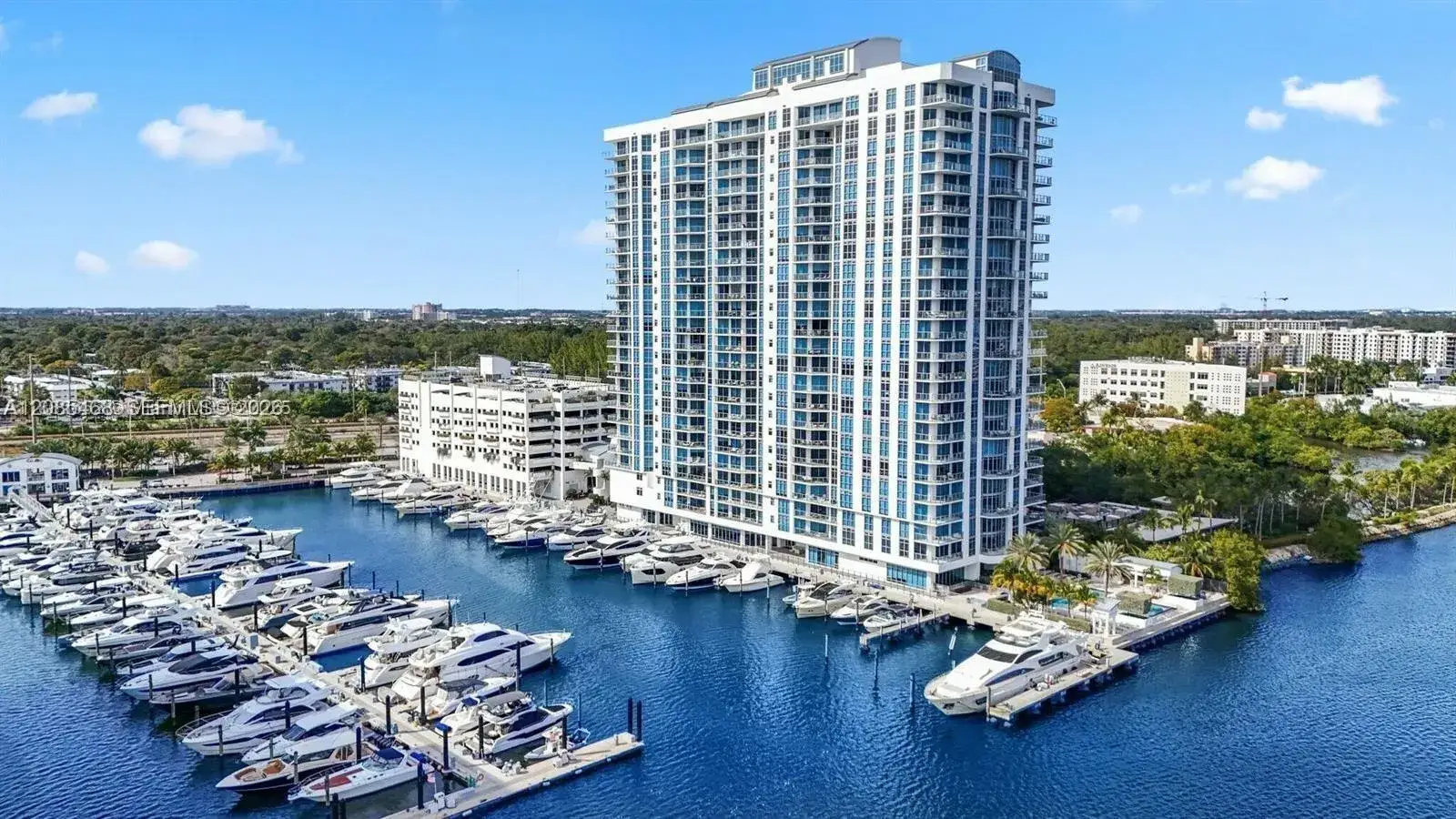 17301 Biscayne Blvd # 1105, North Miami Beach FL 33160