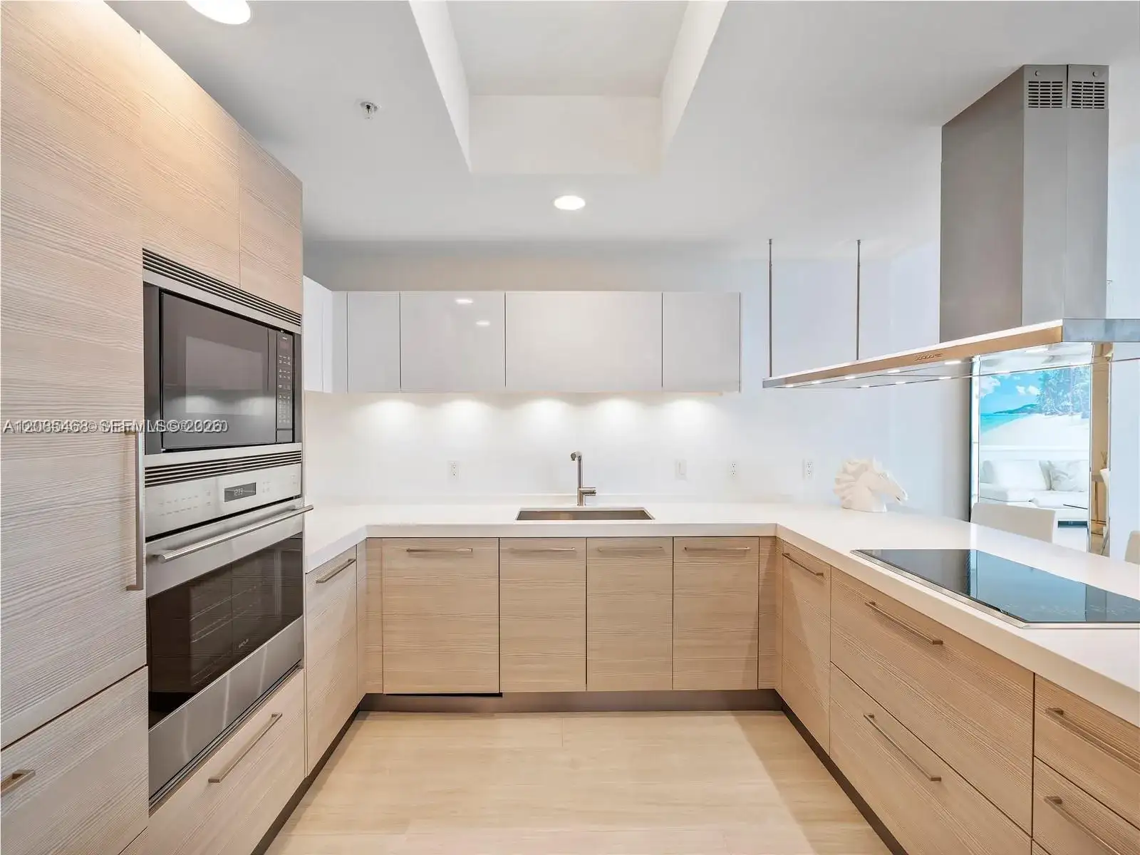 17301 Biscayne Blvd # 1105, North Miami Beach FL 33160 photo 4