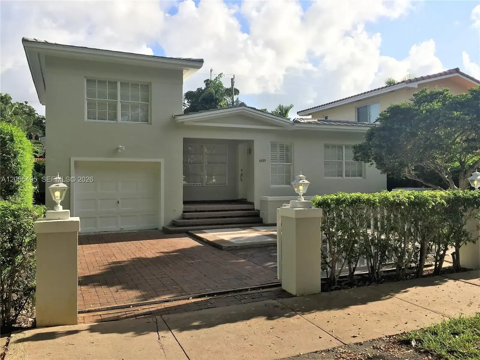 609 Puerta Ave, Coral Gables FL 33143 photo 2