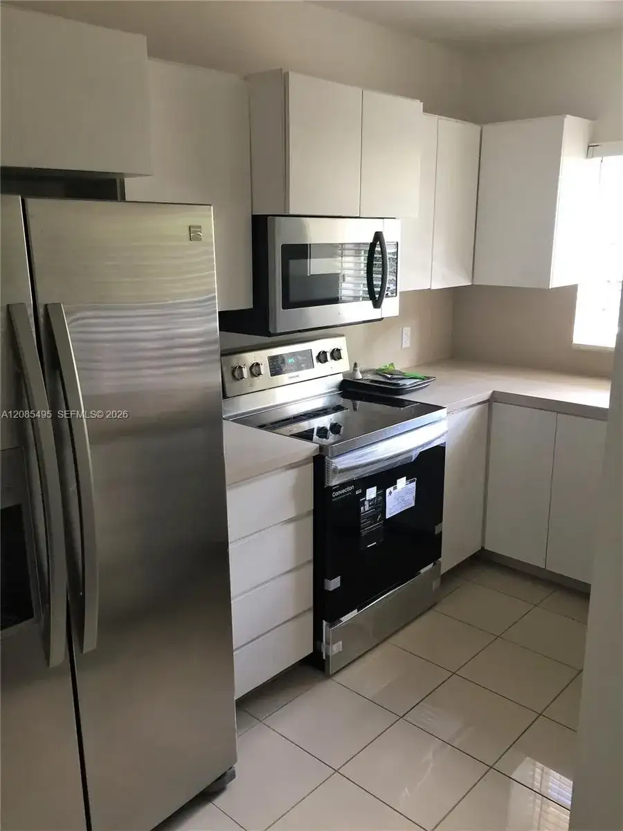 609 Puerta Ave, Coral Gables FL 33143 photo 5