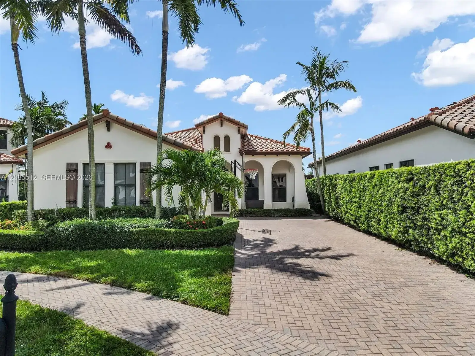 2660 NW 84th Way, Cooper City FL 33024