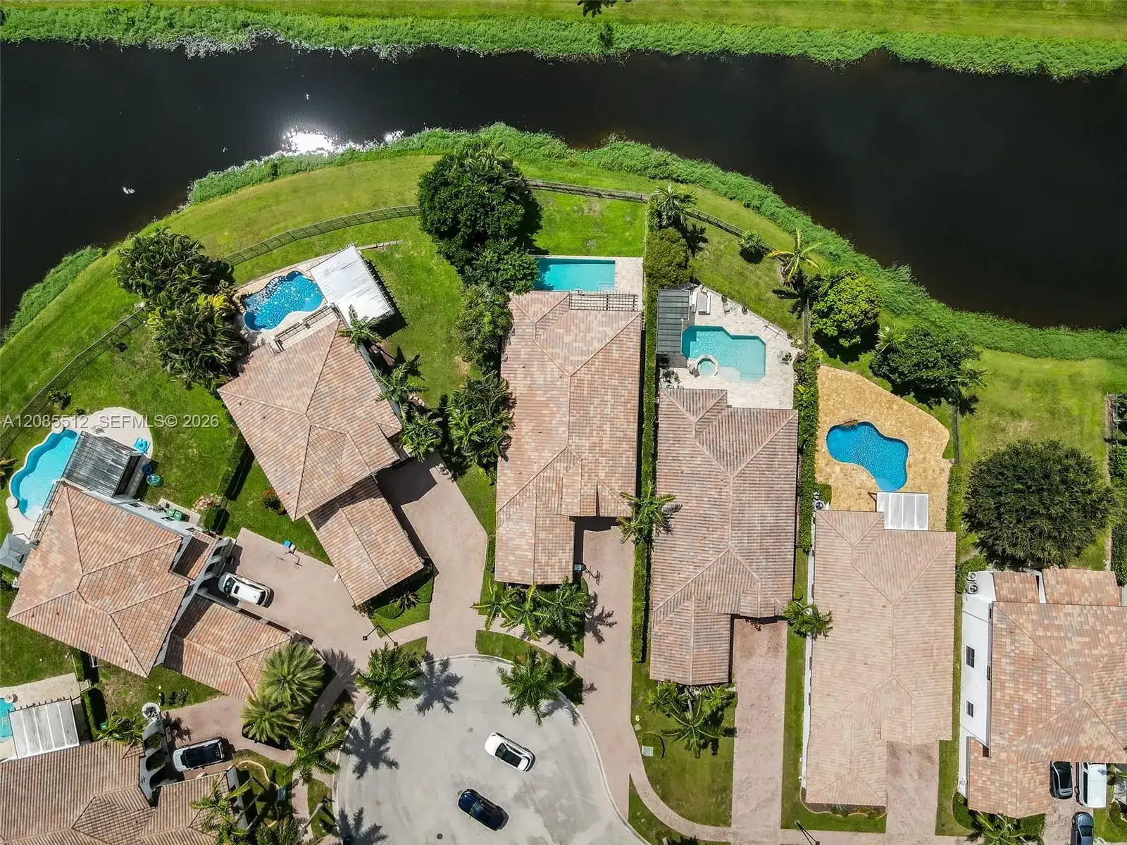2660 NW 84th Way, Cooper City FL 33024 photo 4