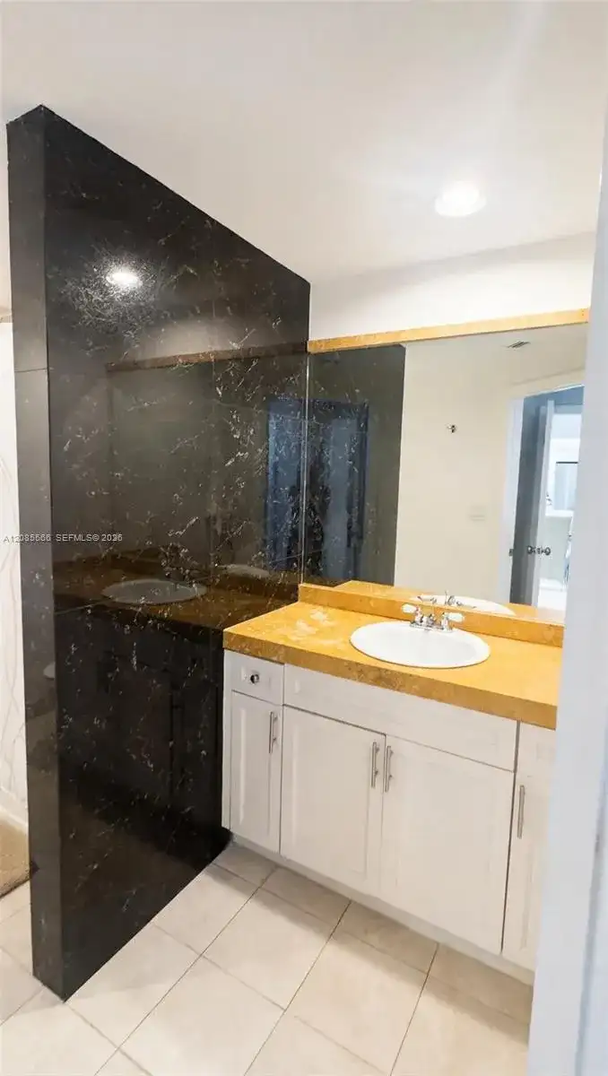 100 N Federal Hwy # 1518, Fort Lauderdale FL 33301 photo 2