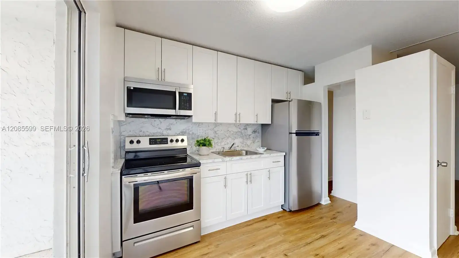 444 SW 27th Ave # 32, Miami FL 33135 photo 3