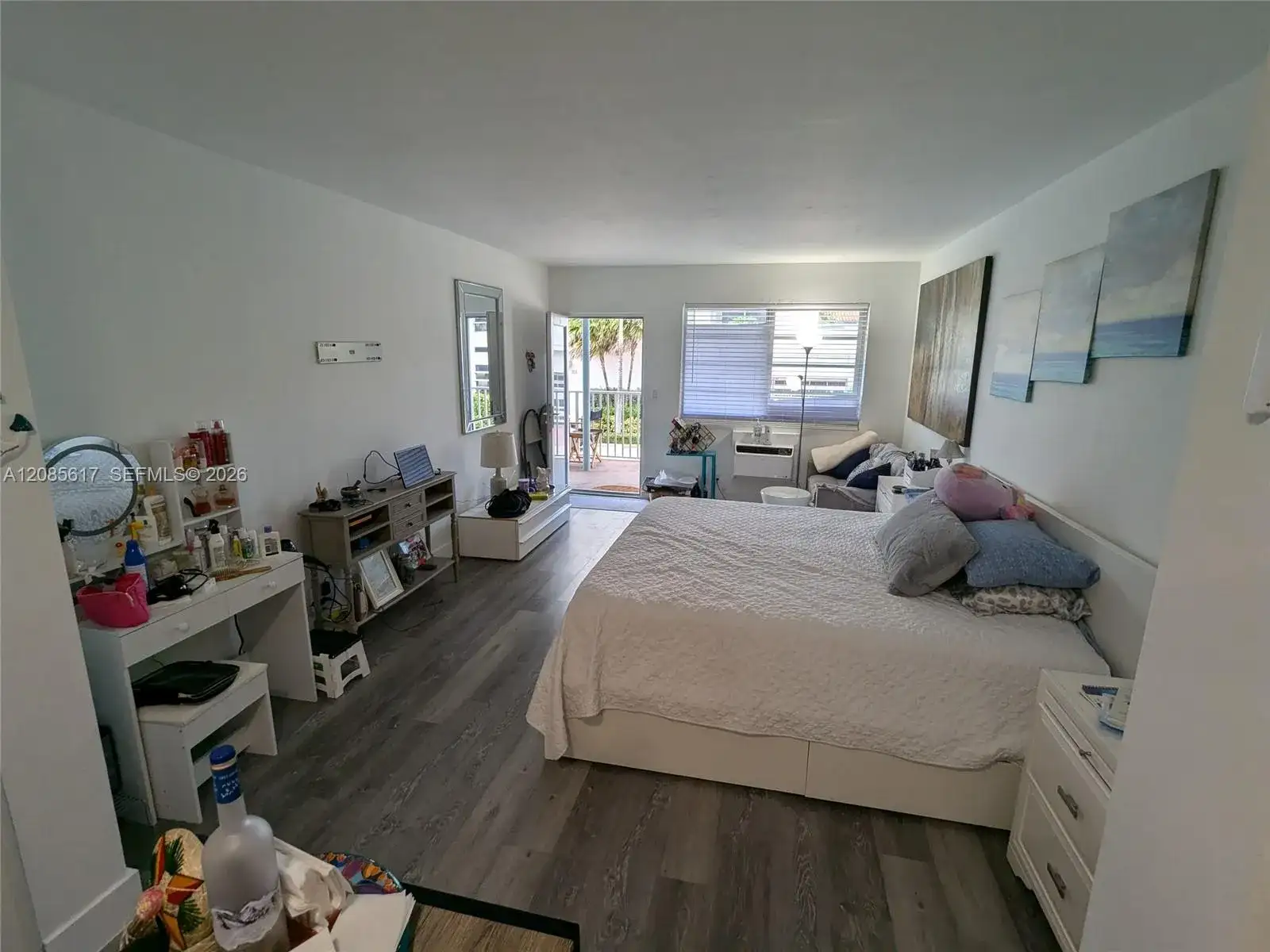 158 Ocean Dr # 203, Miami Beach FL 33139 photo 2