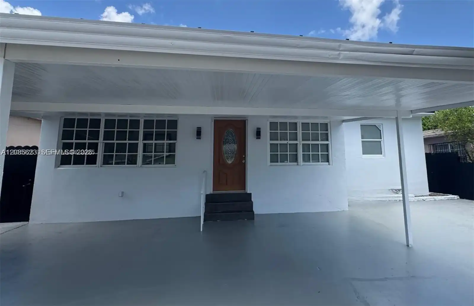 2731 NW 100th St # C, Miami FL 33147
