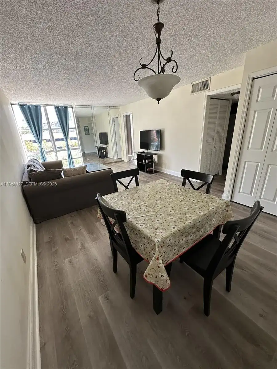 210 172nd St # 426, Sunny Isles Beach FL 33160 photo 2