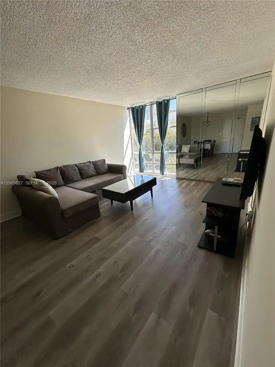 210 172nd St # 426, Sunny Isles Beach FL 33160 photo 3