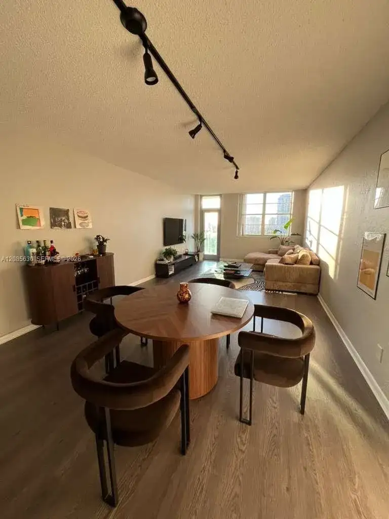 19390 Collins Ave # 1217, Sunny Isles Beach FL 33160 photo 2