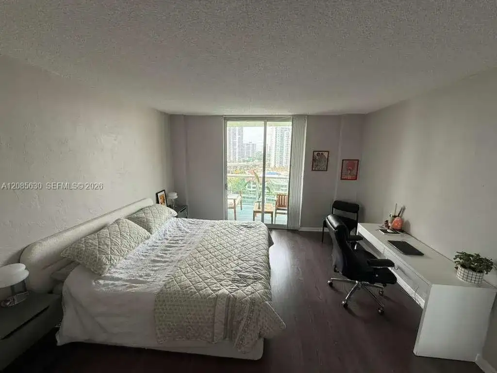 19390 Collins Ave # 1217, Sunny Isles Beach FL 33160 photo 3