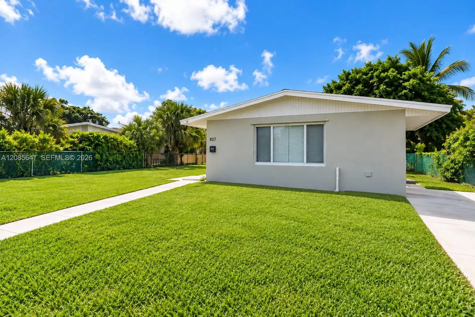 807 Handy Ave # 0, West Palm Beach FL 33401 photo 2