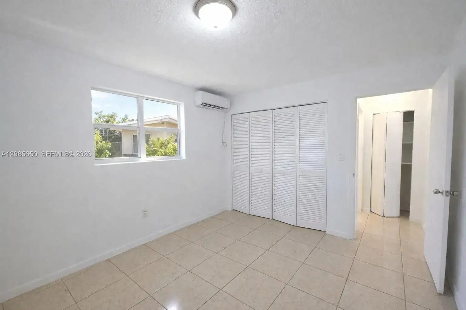 2580 NW 139th St # 1, Opa-Locka FL 33054 photo 4