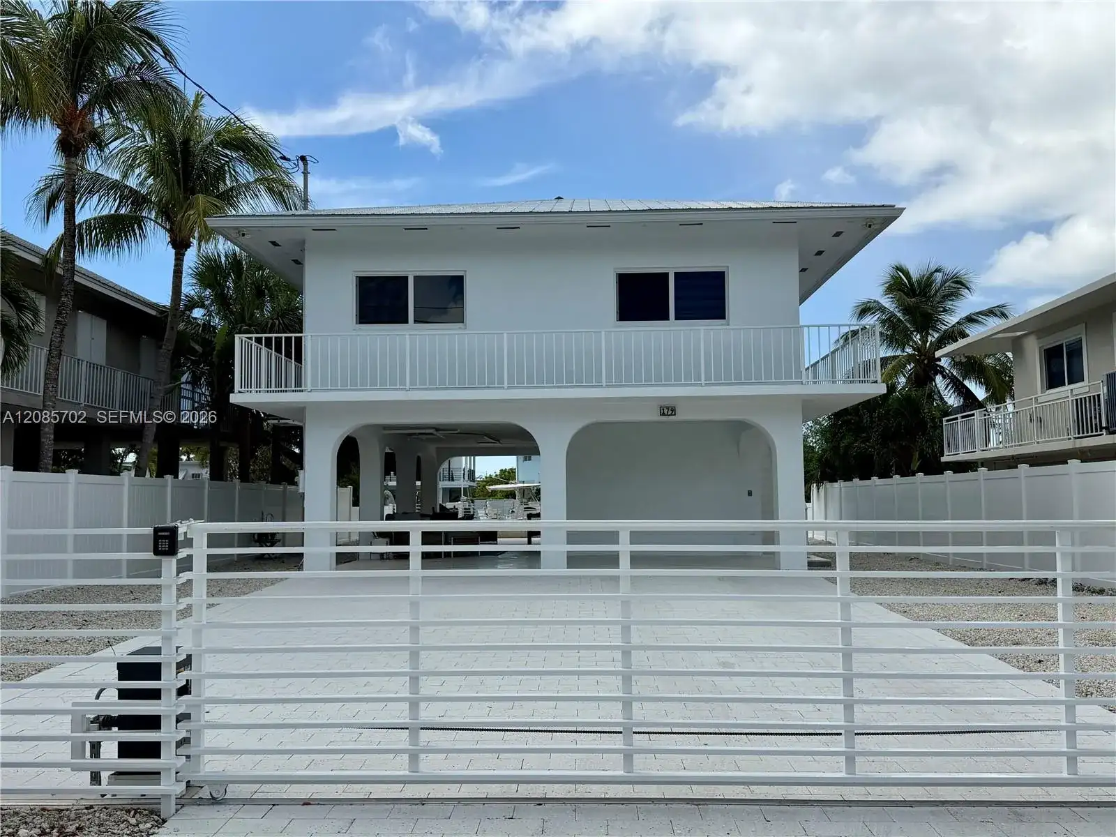 179 Plantation Ave, Plantation Key FL 33070 photo 2