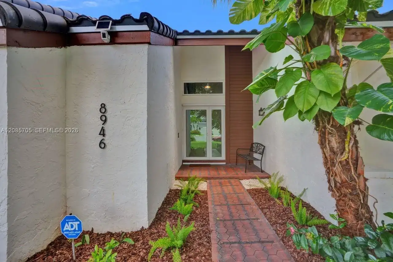 8946 SW 150th Ct Cir E, Miami FL 33196