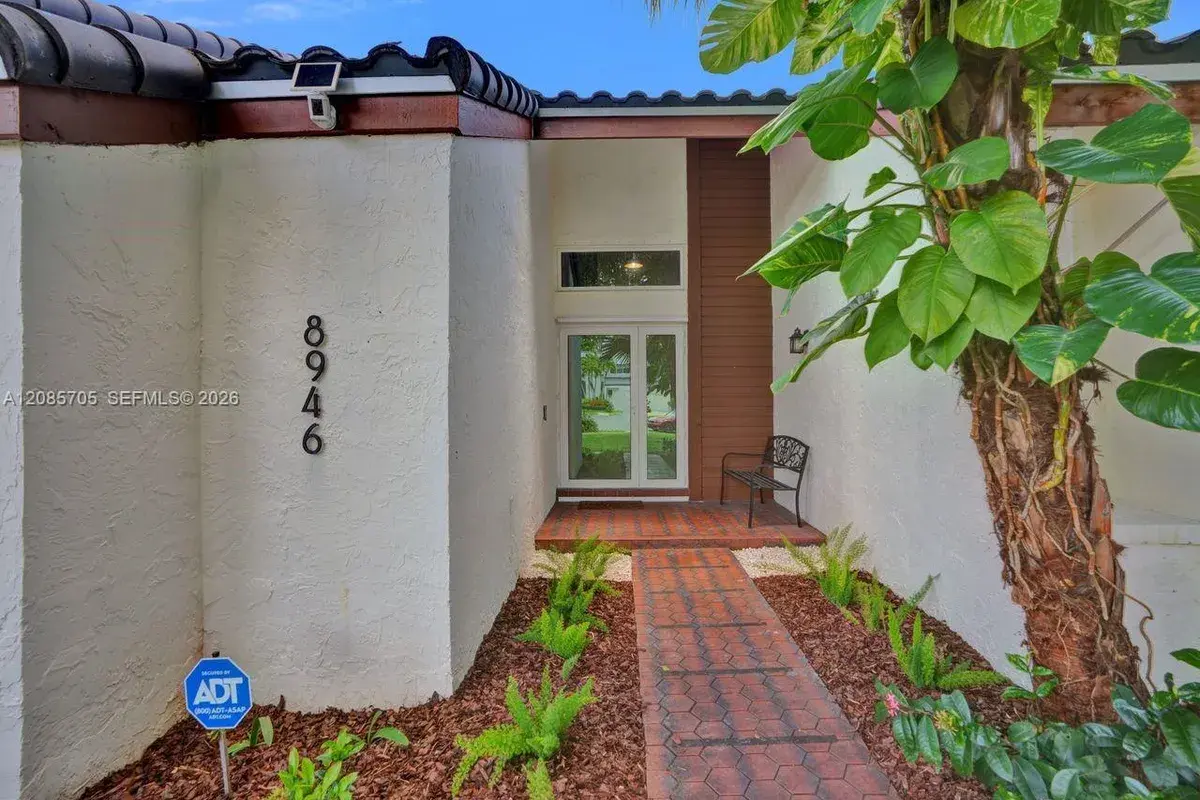 8946 SW 150th Ct Cir E, Miami FL 33196