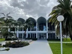 488 NW 165th St Rd # 408, Miami FL 33169 photo 2
