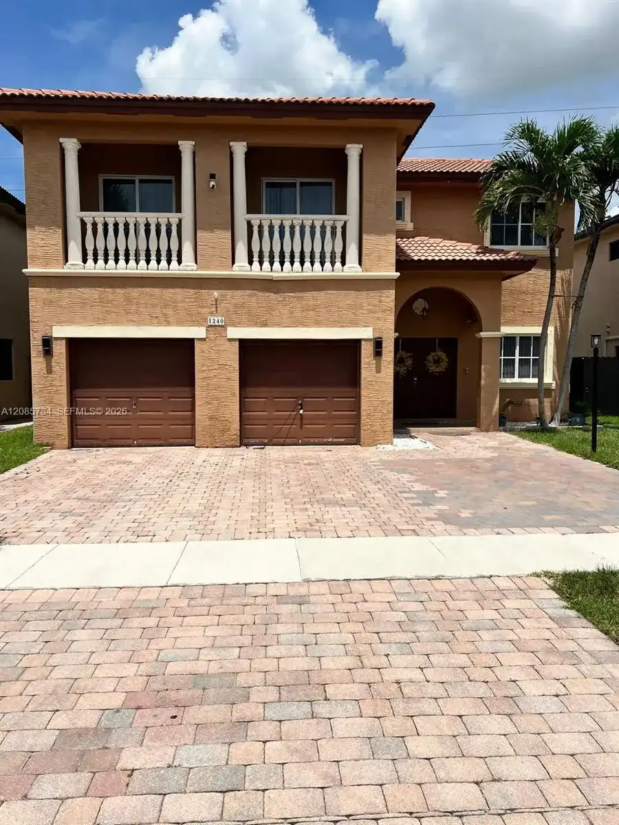 1240 NE 41st Pl, Homestead FL 33033