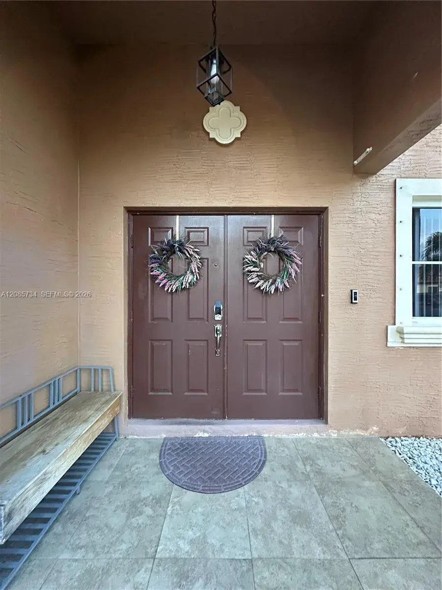 1240 NE 41st Pl, Homestead FL 33033