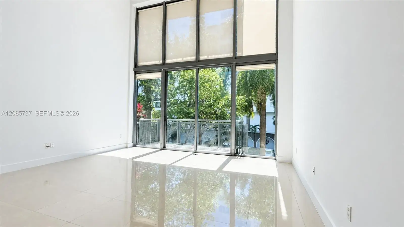 6000 Collins Ave # 305, Miami Beach FL 33140
