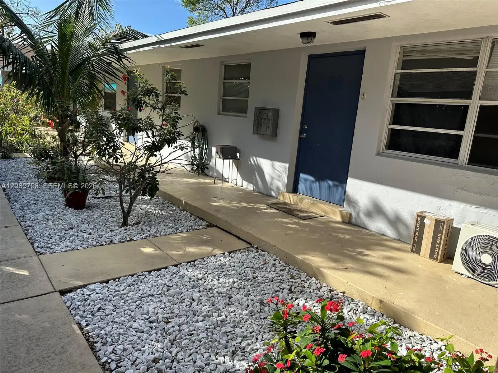 1105 NE 5th Ter # 4, Fort Lauderdale FL 33304 photo 2