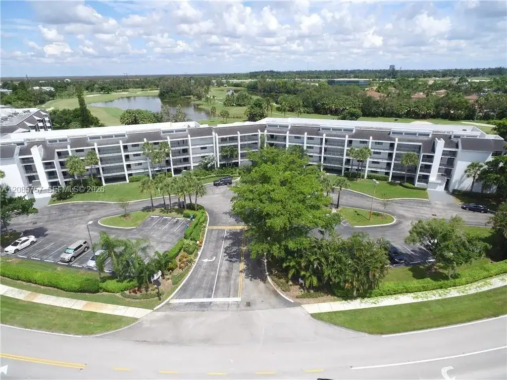 16051 Blatt Blvd # 112, Weston FL 33326 photo 2