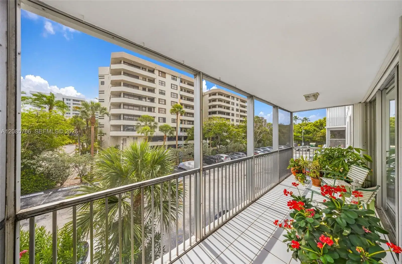 150 Ocean Lane Dr # 2H, Key Biscayne FL 33149 photo 2