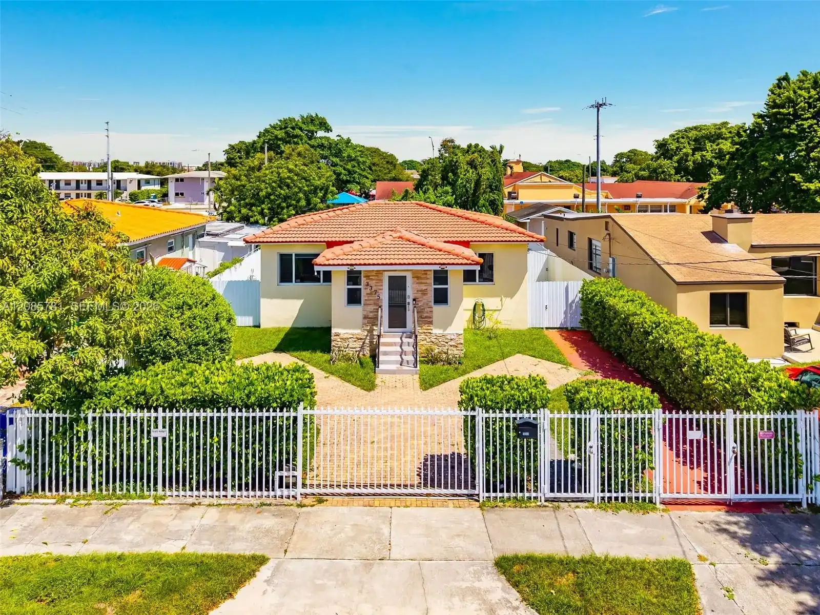 3375 SW 1st St, Miami FL 33135