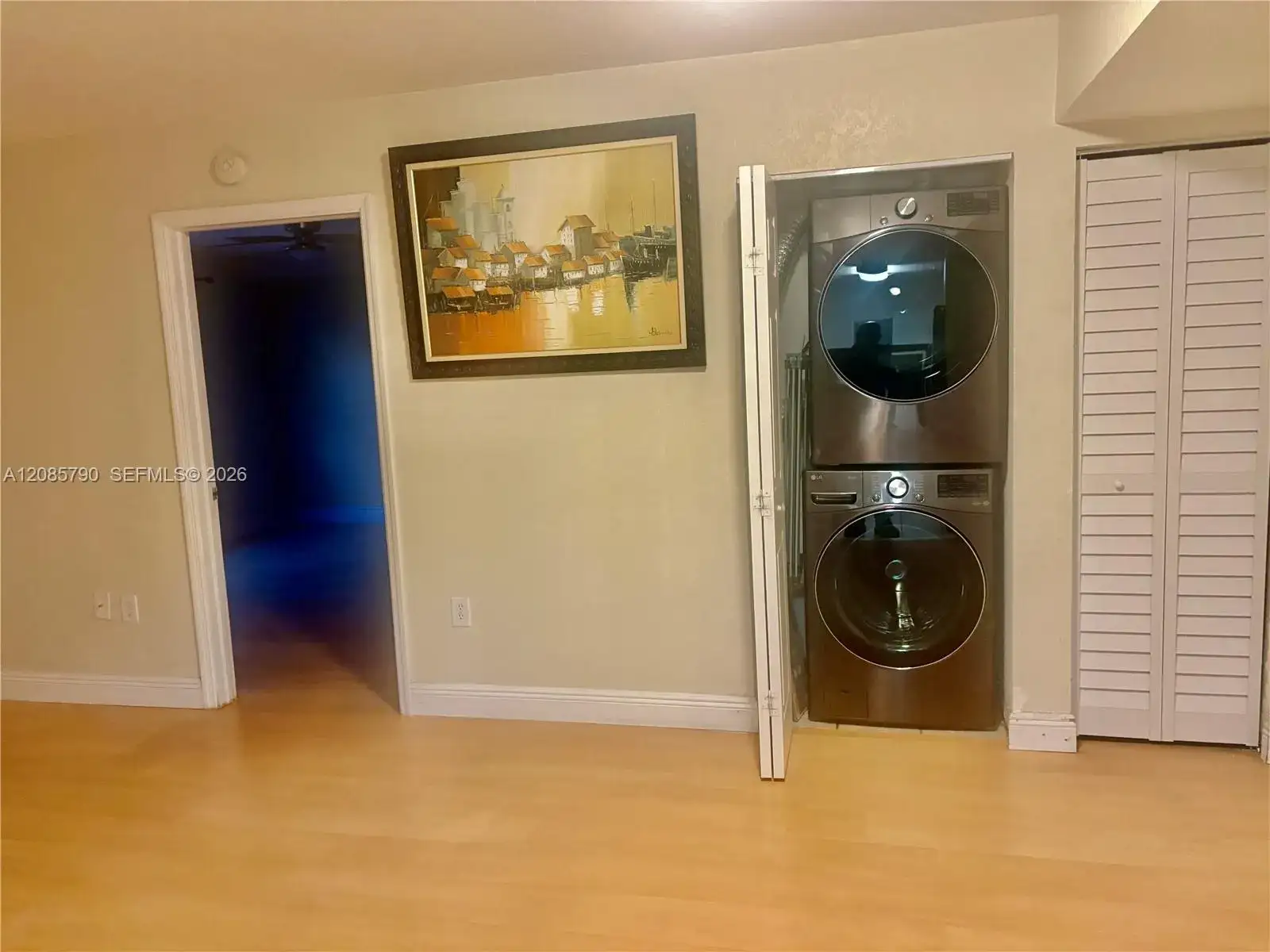816 NW 11th St # 705, Miami FL 33136 photo 3